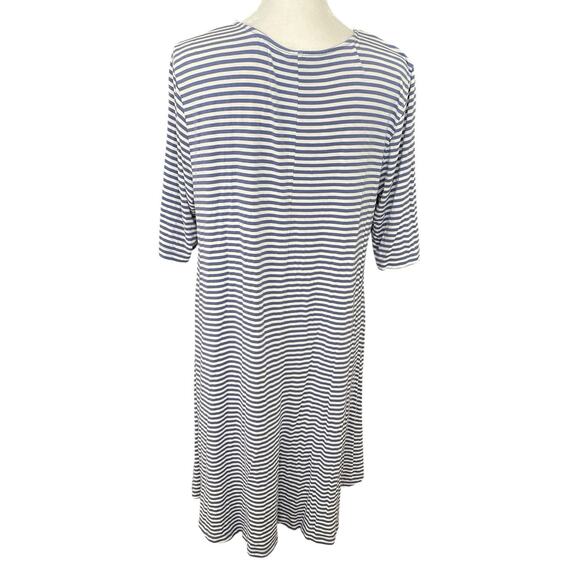 Old Navy Large Swing Dress Knit Blue White Short Sleeve Shift Stretch - Picture 8 of 8